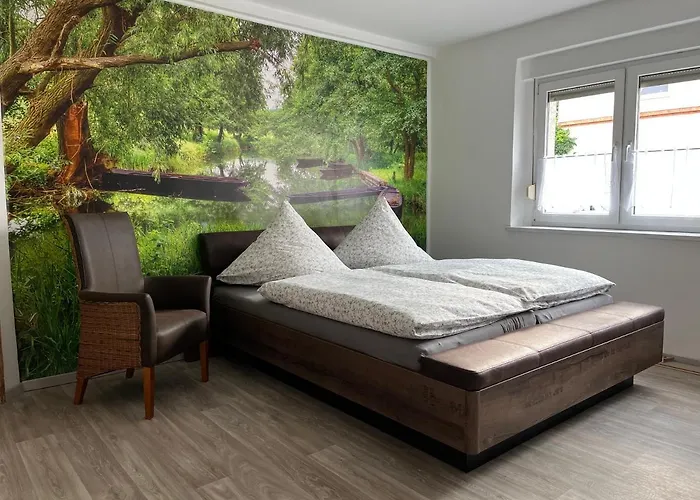 Apartamento Bei Der Kahnfaehrfrau Mit Neuem Innenhof Garten Lübben